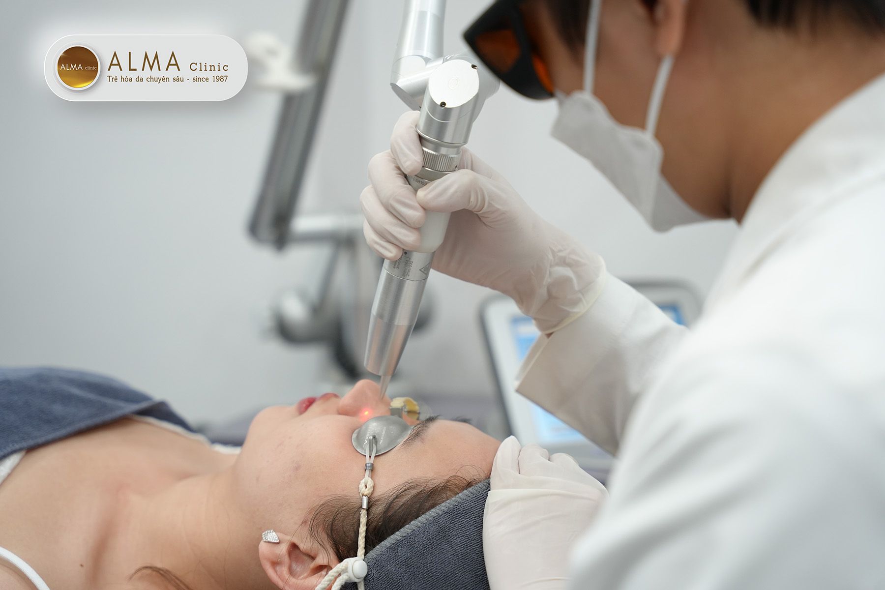 Su dung Revlite trong dieu tri nam Sử dụng Revlite trong điều trị nám