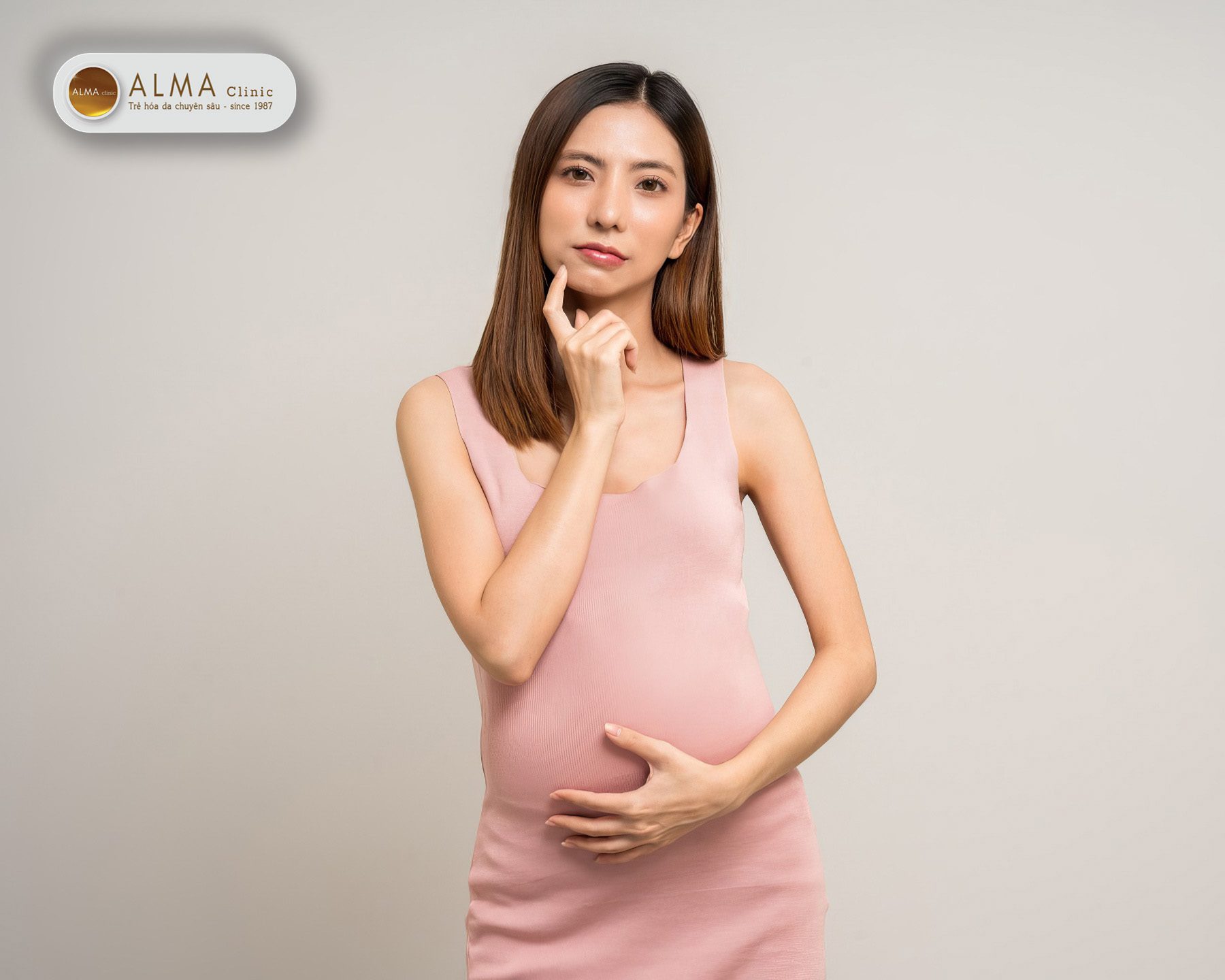 Nám da sau sinh có tự hết không?