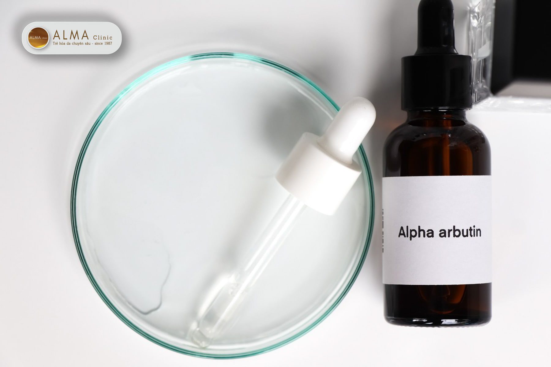 Nhóm các hoạt chất trị nám ức chế sản sinh melanin